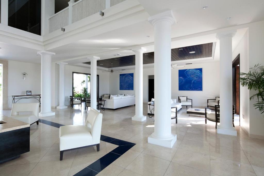 The Veranda Resort And Residences Grace Bay Buitenkant foto